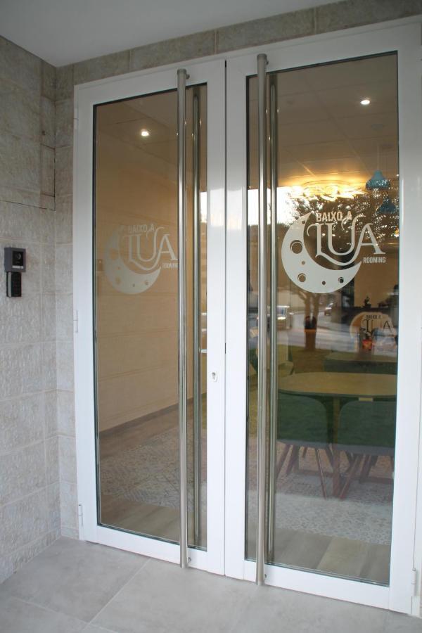 Baixo A Lua Rooming Sarria Exterior photo